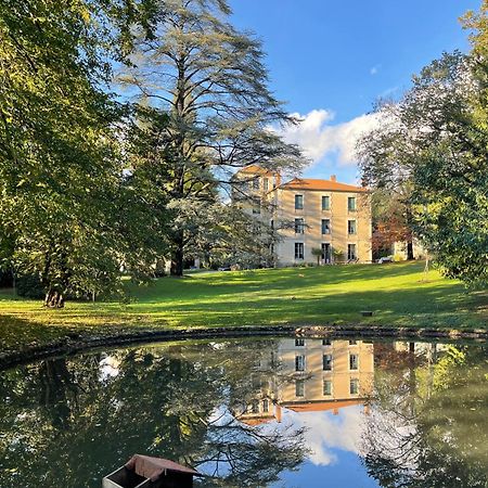 Villa Firmin Galimard - Gite Vals-les-Bains Eksteriør billede