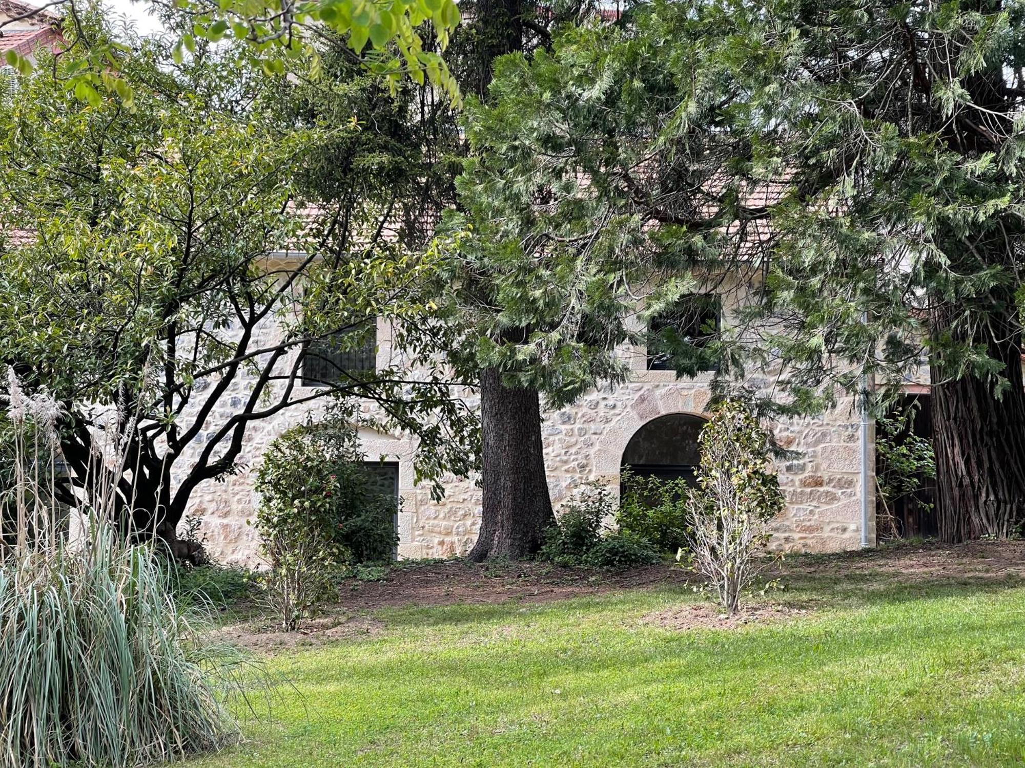 Villa Firmin Galimard - Gite Vals-les-Bains Eksteriør billede